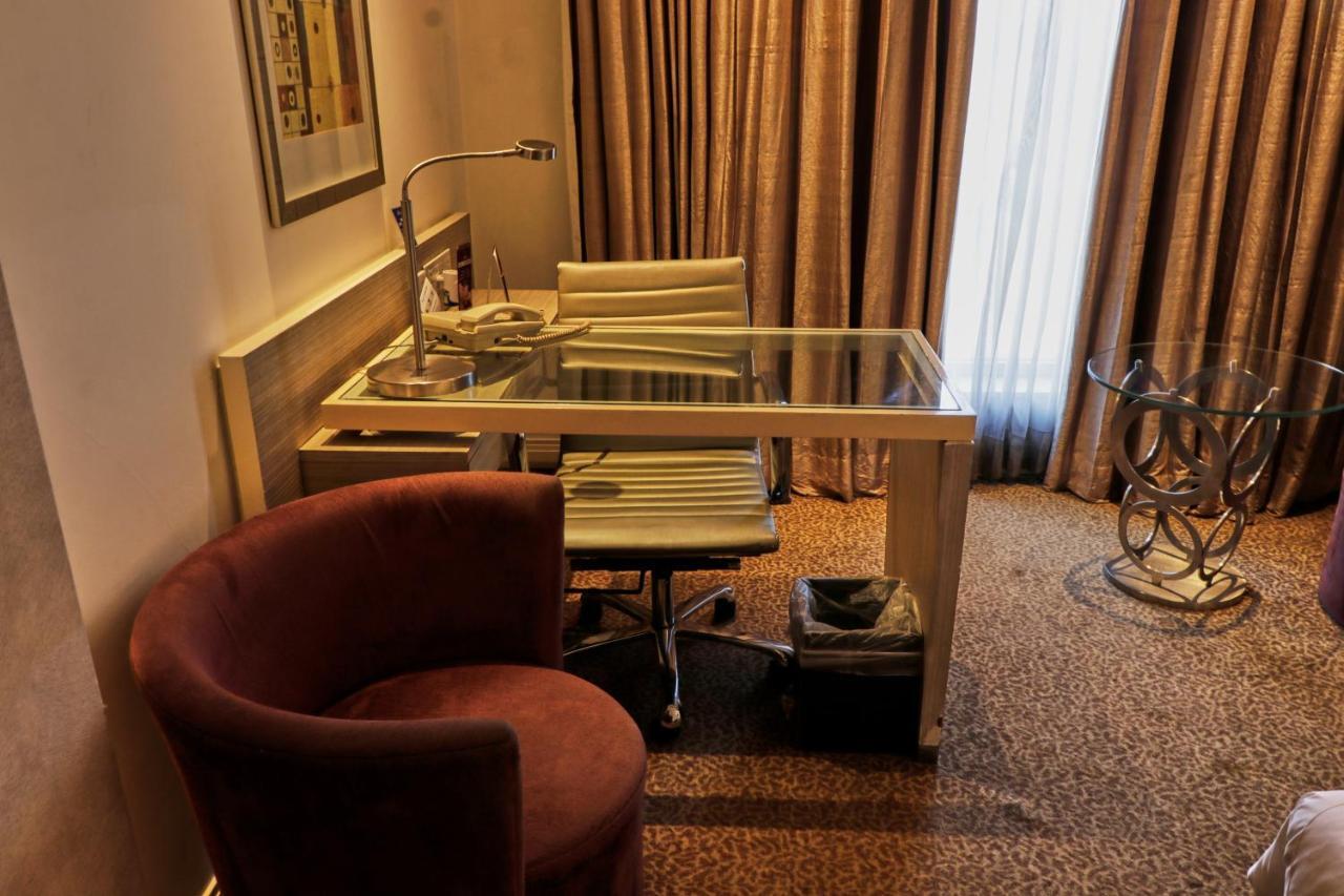Park Plaza Faridabad Ξενοδοχείο Εξωτερικό φωτογραφία